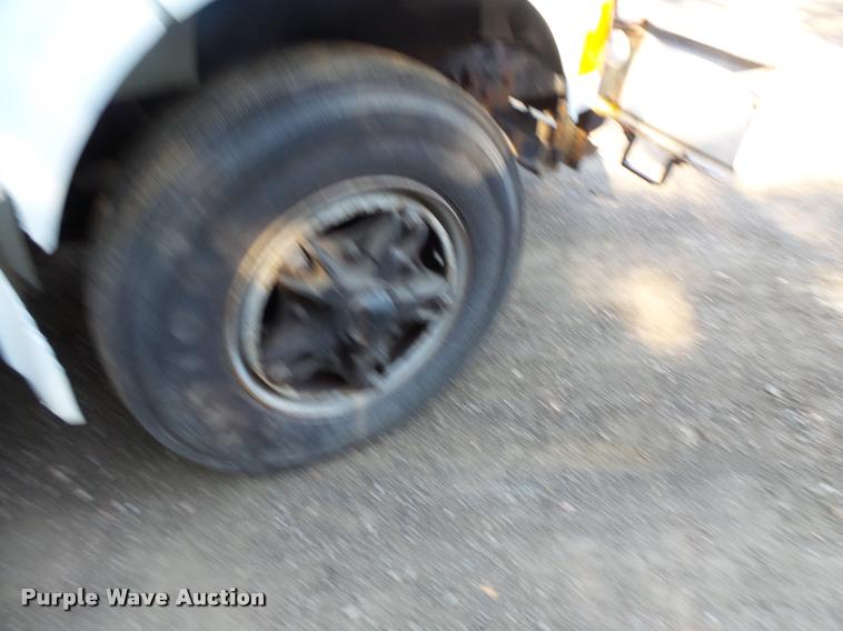 image for item BS9759 1997 International 4700 dump truck