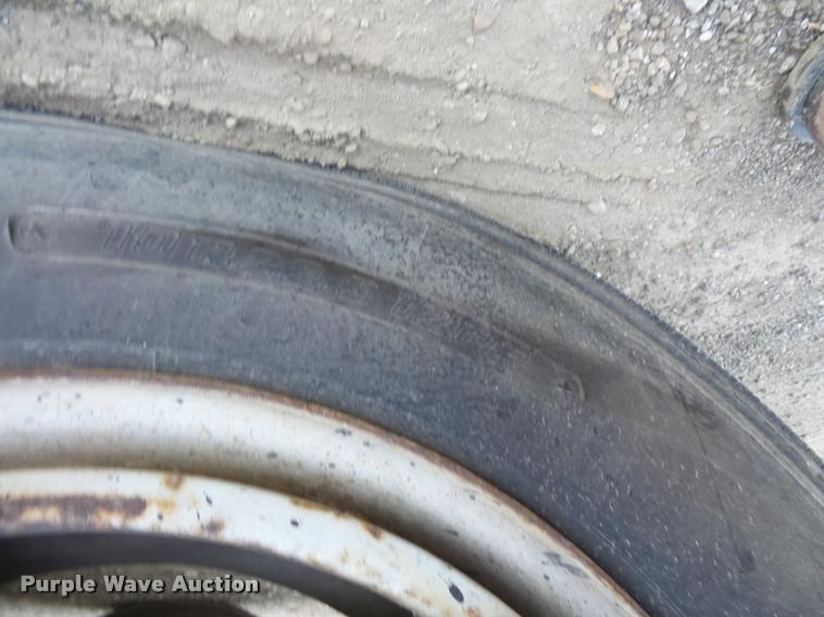 image for item BS9759 1997 International 4700 dump truck