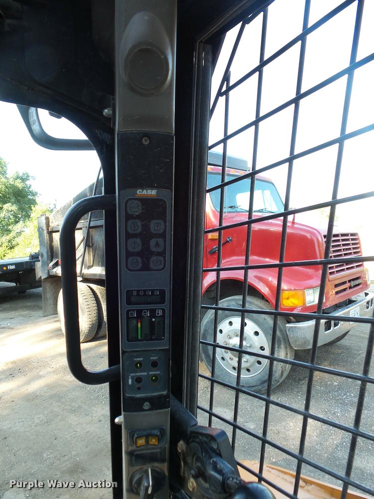 image for item BS9761 2012 Case TR320 skid steer