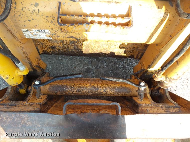 image for item BS9766 Case 1840 skid steer
