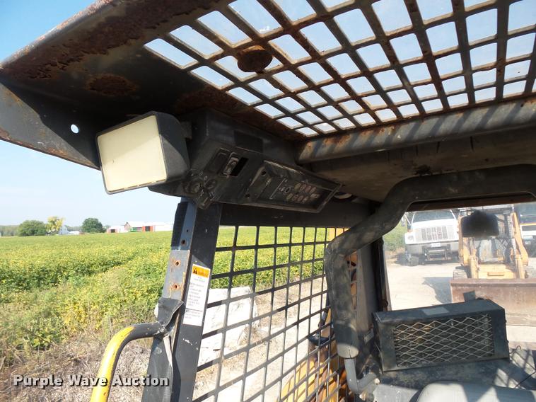 image for item BS9766 Case 1840 skid steer