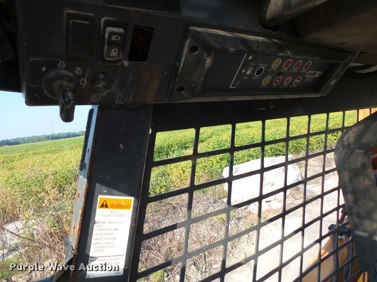 image for item BS9766 Case 1840 skid steer