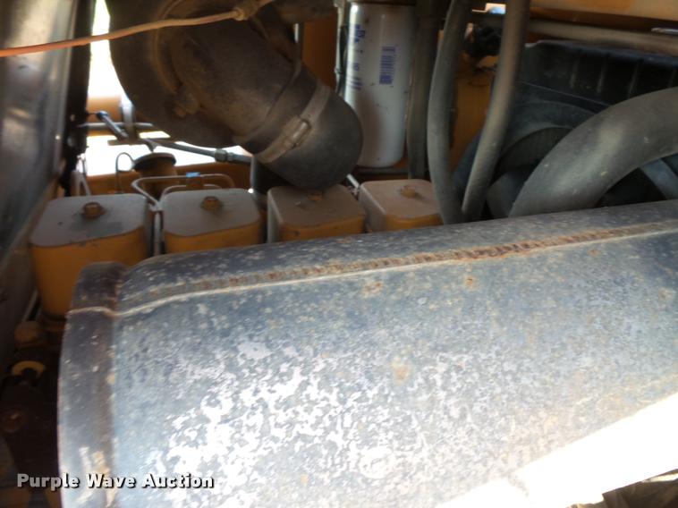 image for item BS9766 Case 1840 skid steer