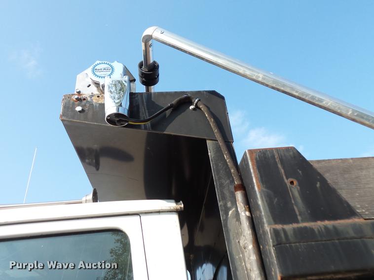 image for item BS9768 1994 Ford LTLA9000 AeroMax 120 dump truck