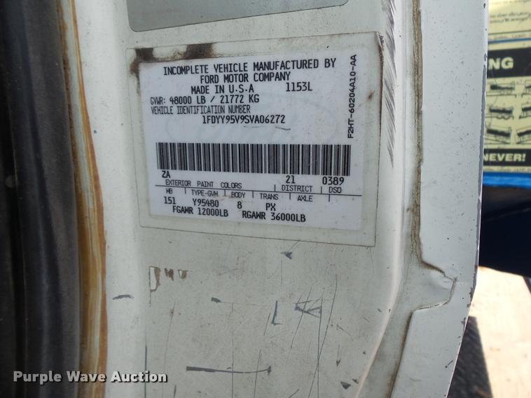 image for item BS9769 1995 Ford LTA9000 Aero Max 106 dump truck