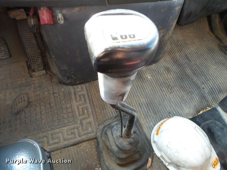 image for item BS9769 1995 Ford LTA9000 Aero Max 106 dump truck