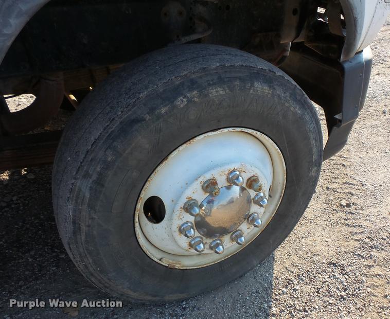 image for item BS9769 1995 Ford LTA9000 Aero Max 106 dump truck