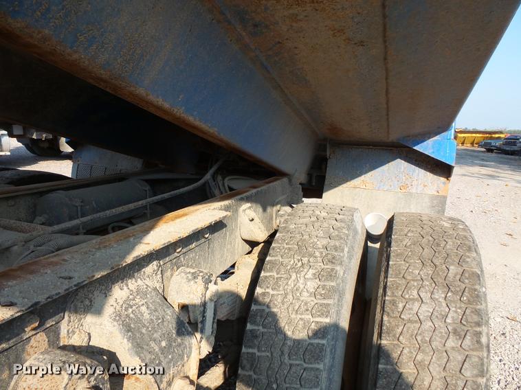 image for item BS9769 1995 Ford LTA9000 Aero Max 106 dump truck