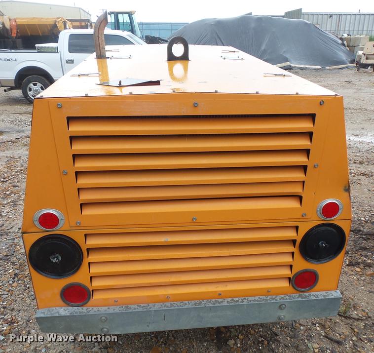image for item BS9774 2006 Sullivan Palatek D185Q11JD air compressor