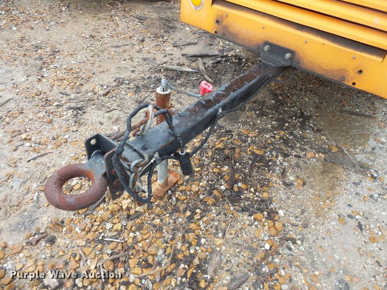 image for item BS9774 2006 Sullivan Palatek D185Q11JD air compressor