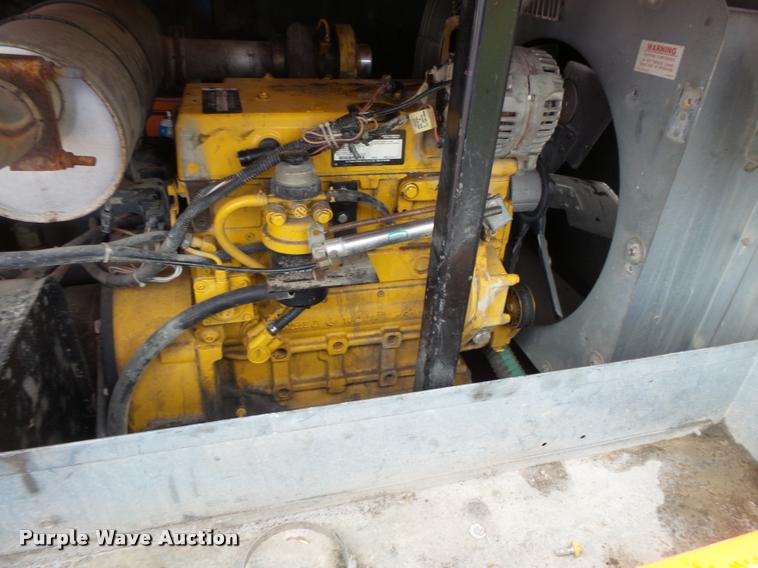 image for item BS9774 2006 Sullivan Palatek D185Q11JD air compressor