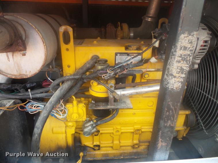 image for item BS9776 2004 Sullivan Palatek D185Q11JDB air compressor