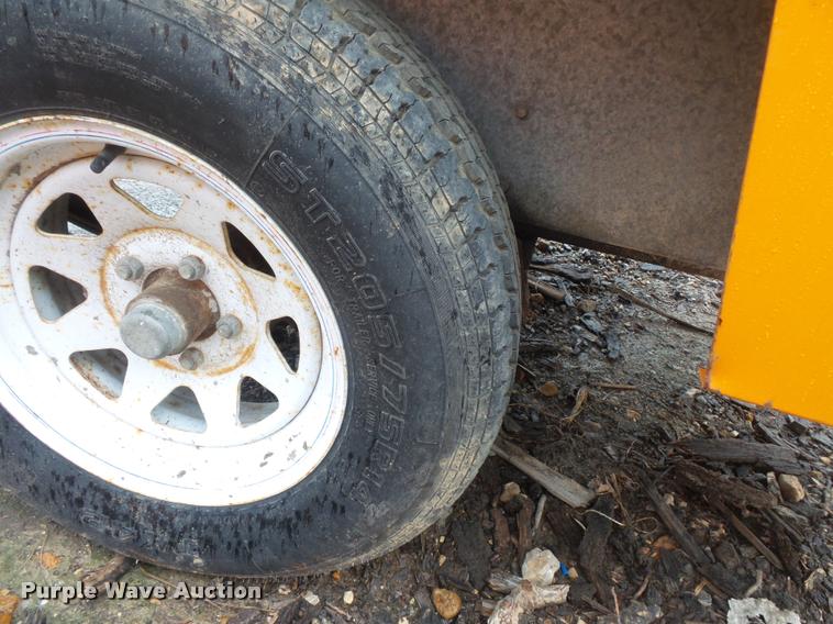 image for item BS9776 2004 Sullivan Palatek D185Q11JDB air compressor