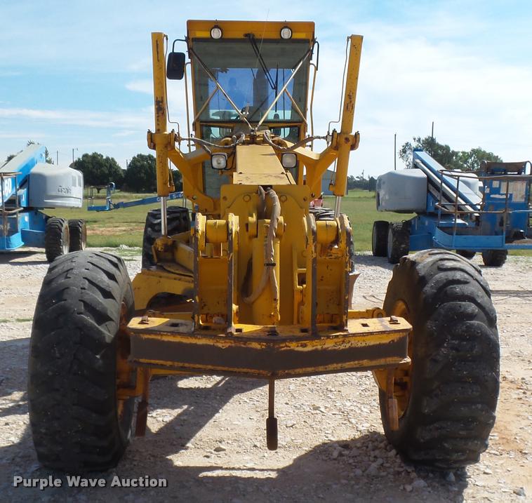 image for item BU9752 1992 John Deere 770BH motor grader