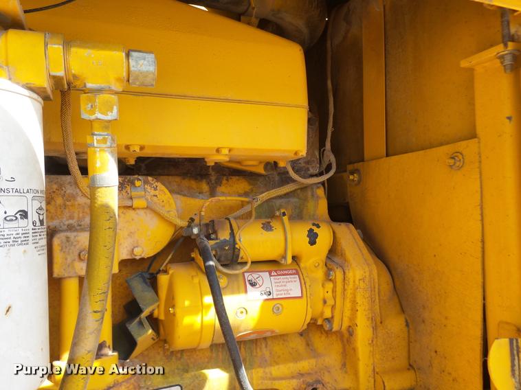 image for item BU9752 1992 John Deere 770BH motor grader