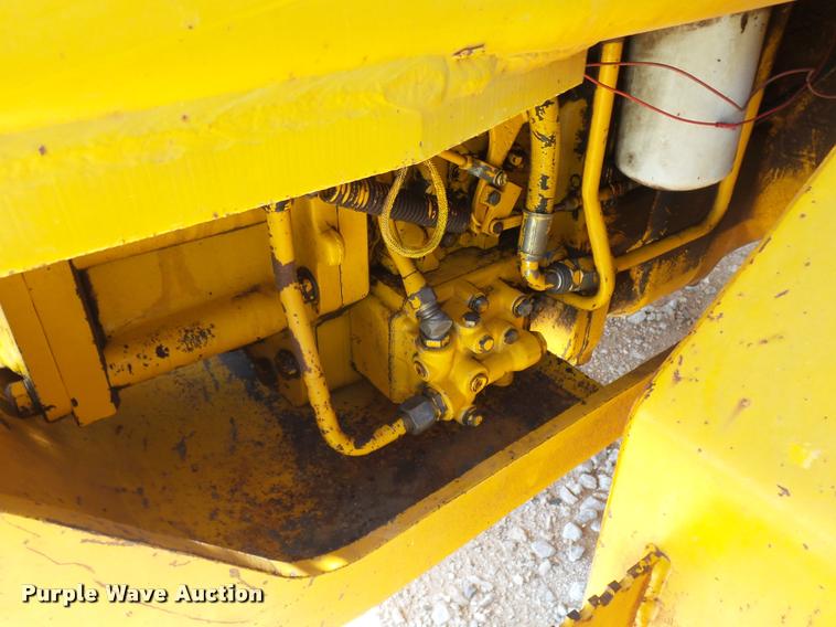 image for item BU9752 1992 John Deere 770BH motor grader