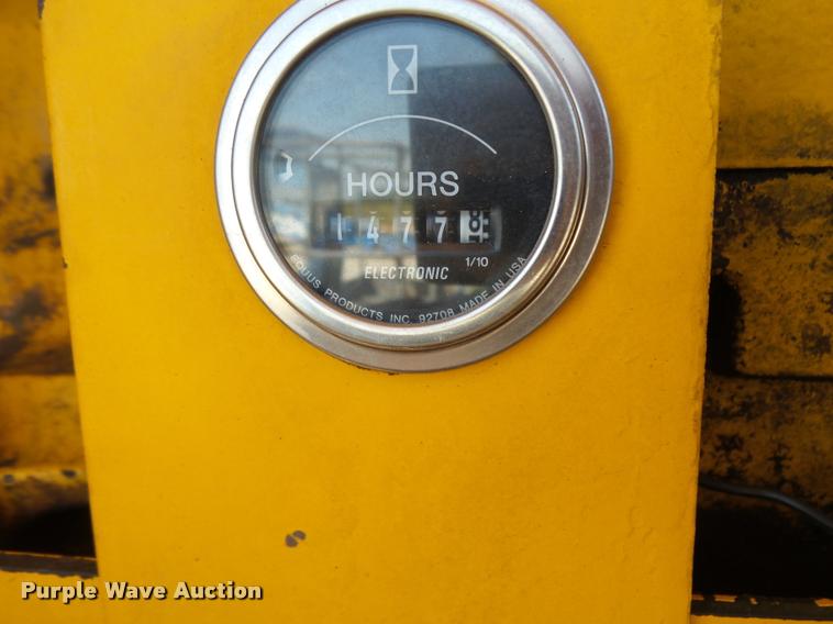 image for item BU9752 1992 John Deere 770BH motor grader