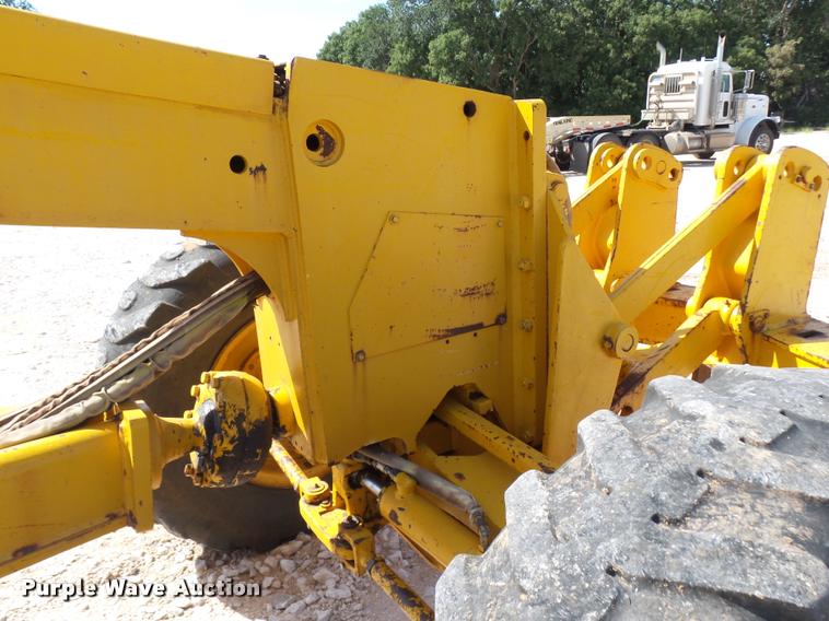 image for item BU9752 1992 John Deere 770BH motor grader