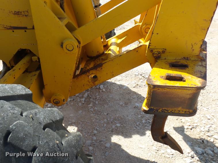 image for item BU9752 1992 John Deere 770BH motor grader