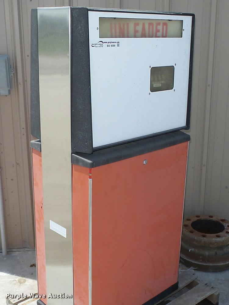 Gilbarco JC1000 fuel dispenser in Mound City, MO Item BX9088 sold