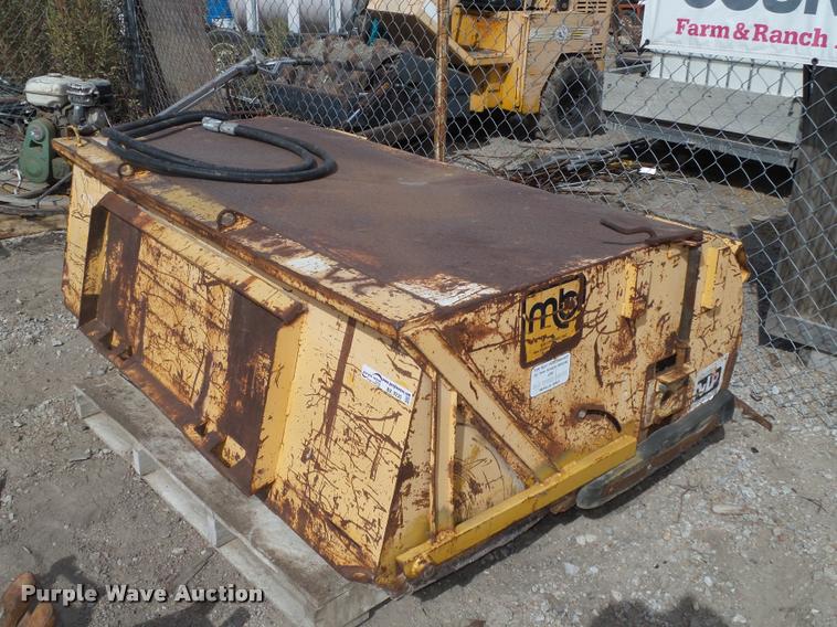 image for item BX9235 MB skid steer broom