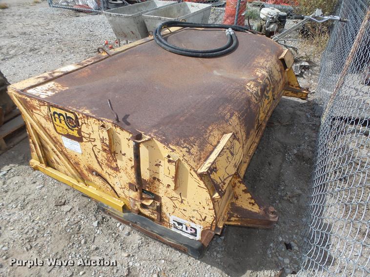 image for item BX9235 MB skid steer broom