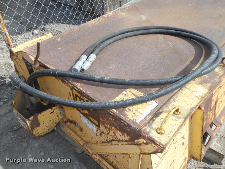 image for item BX9235 MB skid steer broom