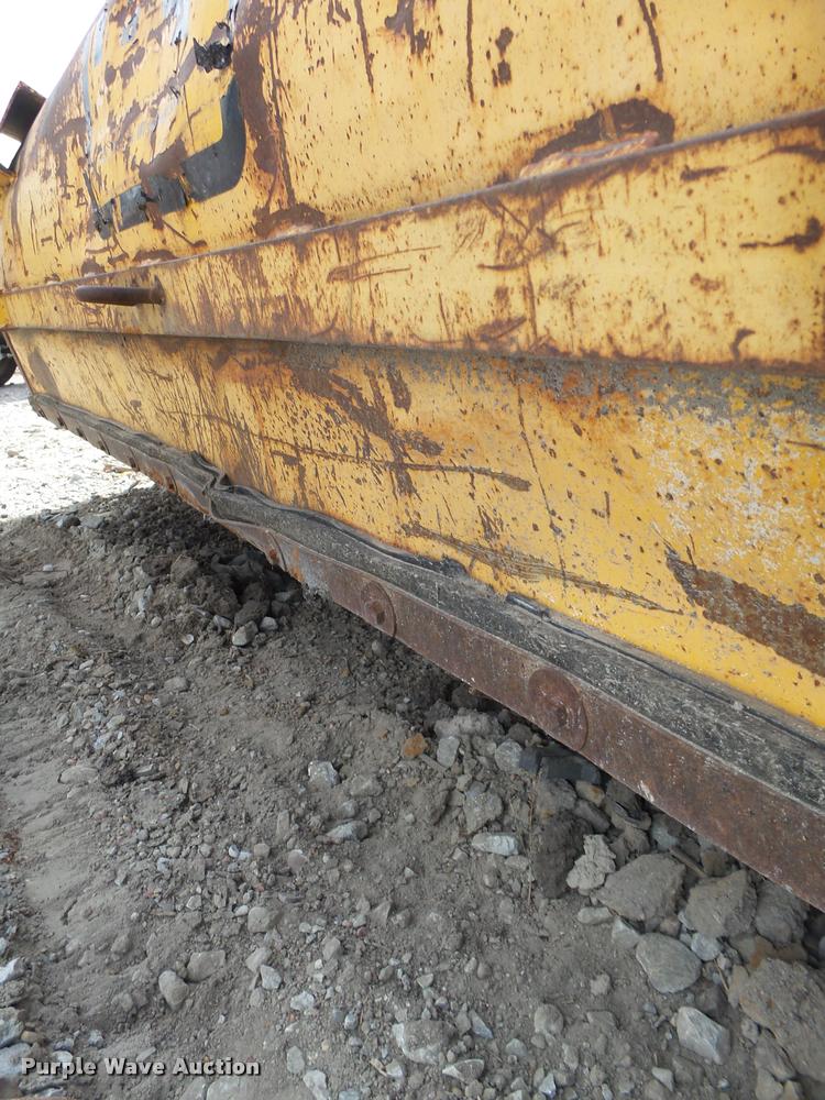 image for item BX9235 MB skid steer broom