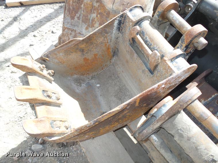 image for item BX9236 (12) excavator buckets
