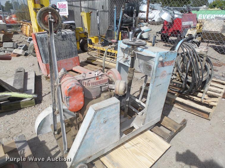 image for item BX9237 Concrete equipment