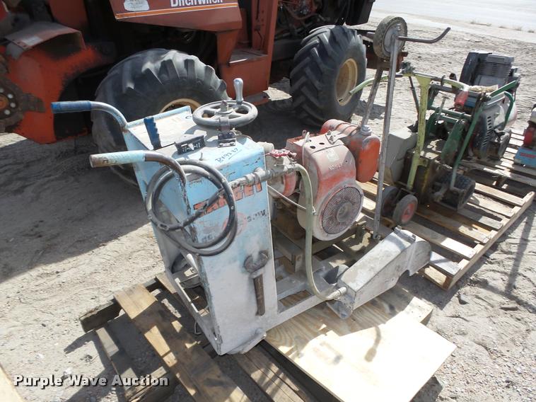 image for item BX9237 Concrete equipment