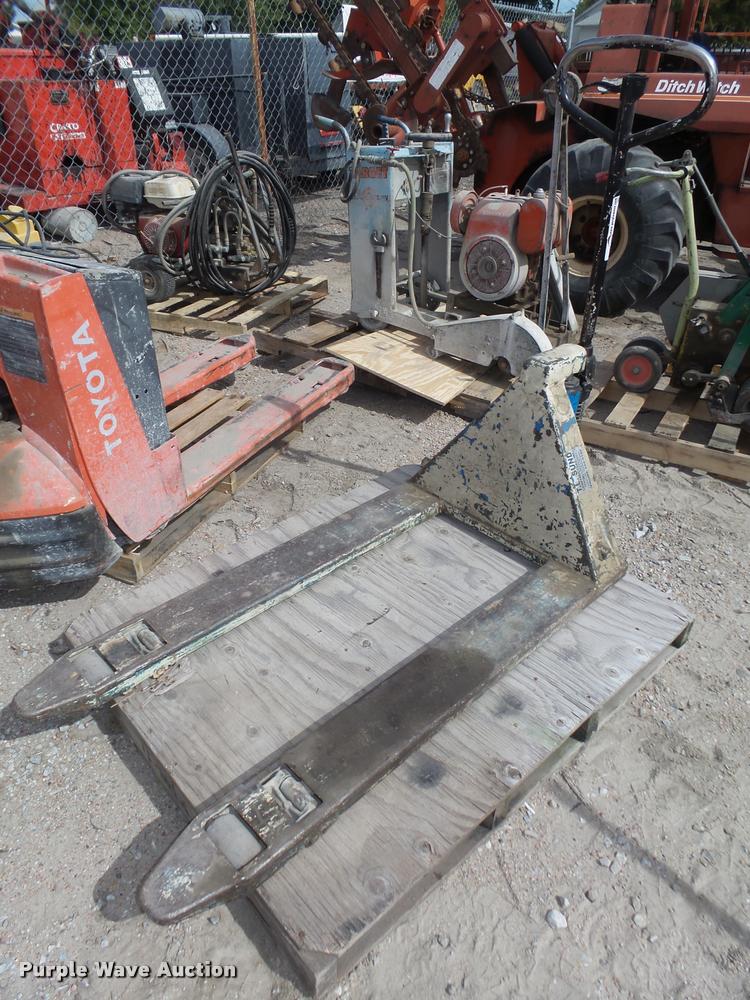 image for item BX9242 (3) jacks