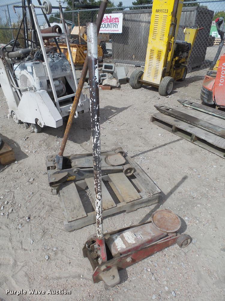 image for item BX9242 (3) jacks