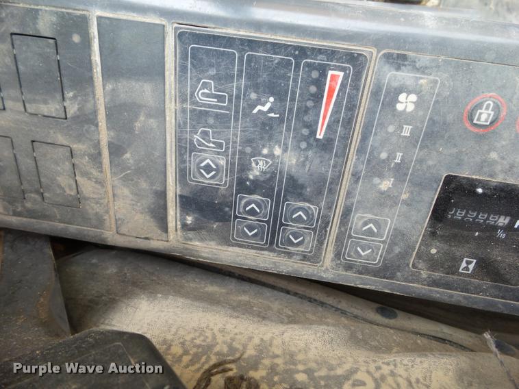 image for item BZ9860 2000 Link Belt 3400 Quantum excavator