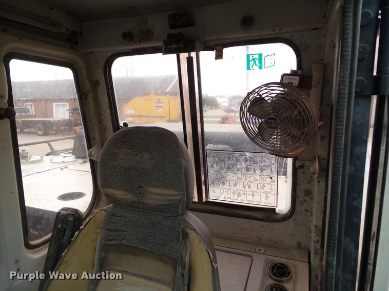 image for item BZ9860 2000 Link Belt 3400 Quantum excavator