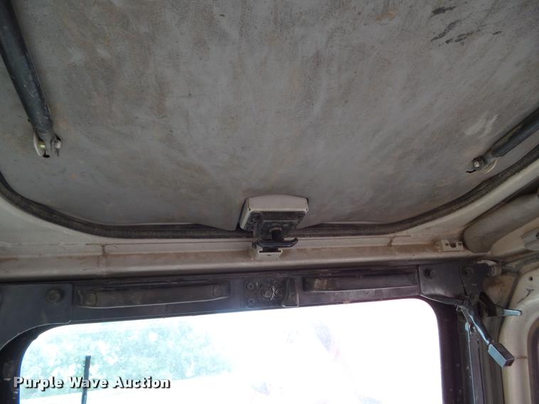 image for item BZ9860 2000 Link Belt 3400 Quantum excavator