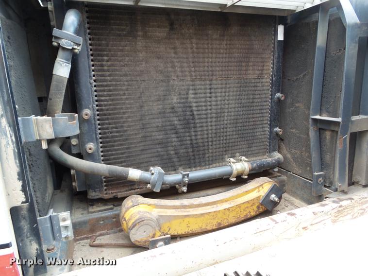 image for item BZ9860 2000 Link Belt 3400 Quantum excavator