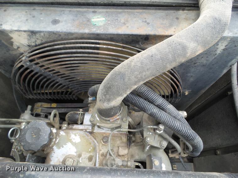 image for item BZ9860 2000 Link Belt 3400 Quantum excavator