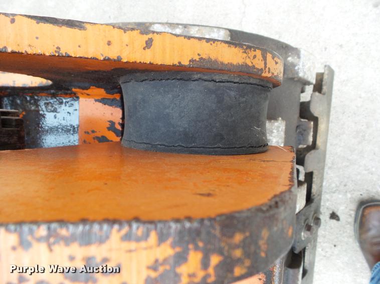 image for item BZ9861 MBW SD Series walk behind compactor