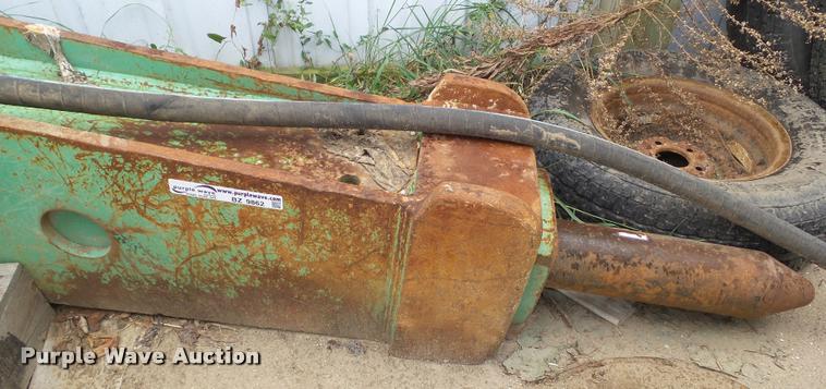 image for item BZ9862 Tramac breaker