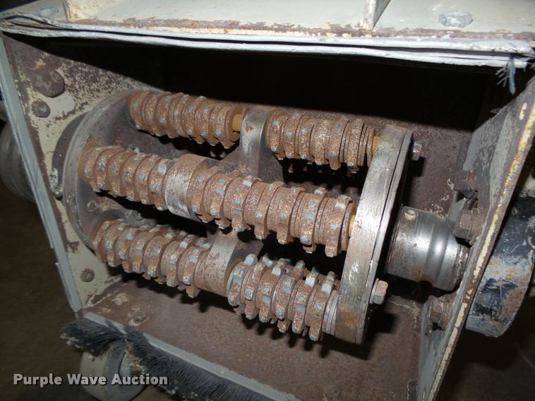image for item CA9250 Edco CPM8-9H concrete scarifier