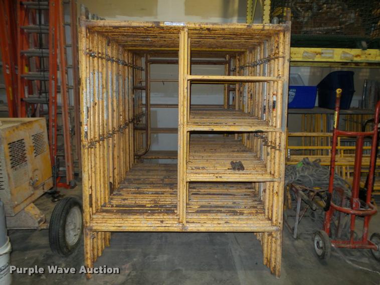 image for item CA9251 (43) scaffolding frames
