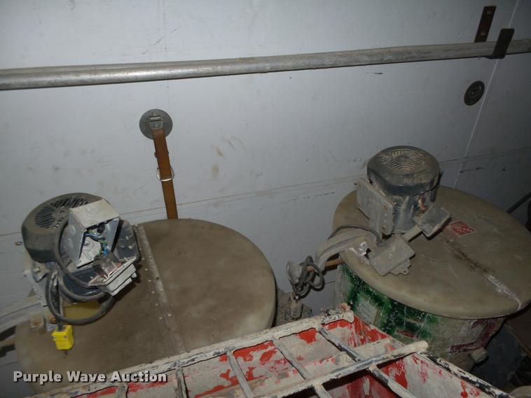 image for item CA9258 (2) aluminum fireproofing injection pumps