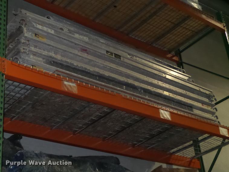 image for item CA9259 (31) scaffolding walk boards