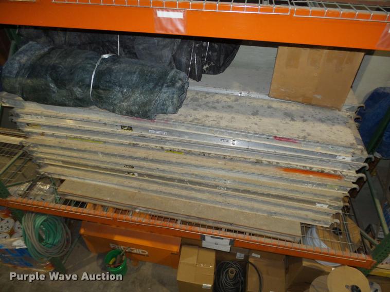 image for item CA9259 (31) scaffolding walk boards