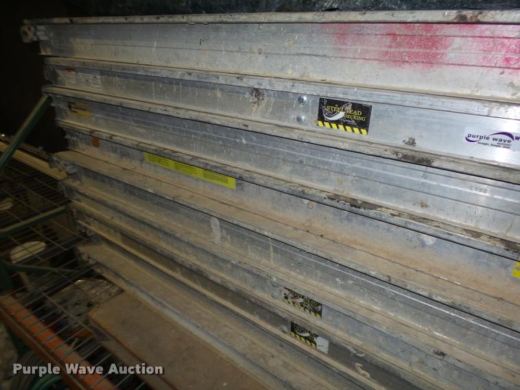 image for item CA9259 (31) scaffolding walk boards