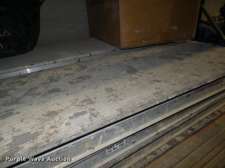 image for item CA9259 (31) scaffolding walk boards