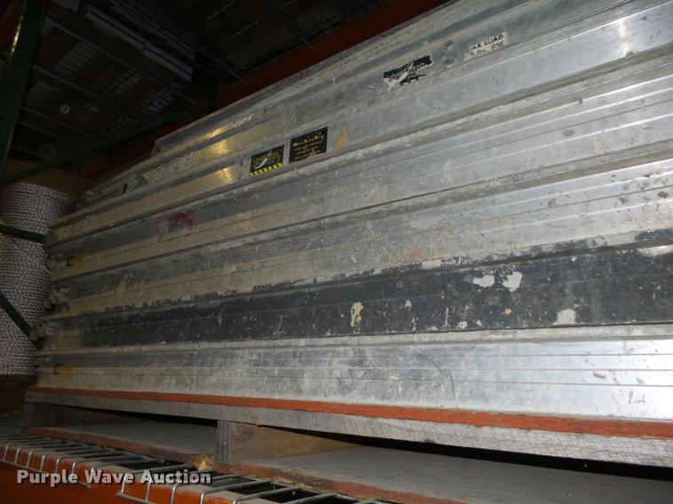 image for item CA9259 (31) scaffolding walk boards