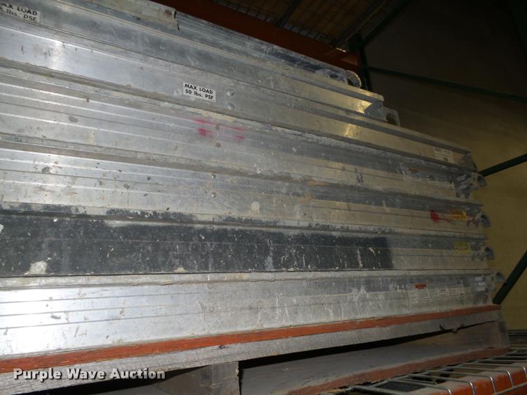 image for item CA9259 (31) scaffolding walk boards