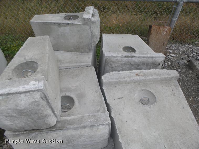 image for item CA9266 (42) retaining wall blocks